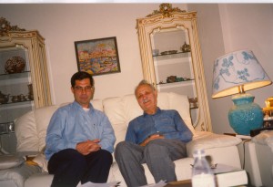 با دکتر عبدالحسین زرین کوب ـ لندن ، جمعه 31 شهریور 1374 ( 22 سپتامبر 1995) عکس از دکتر قمر آریان